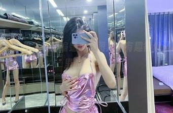 微密圈 – 这组葛征的蝙蝠皮服图片，有趣得像漫威大片里的角色！