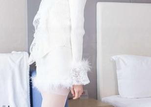 袜啵啵 – 芝士的傻傻分享：她在银行制服裤里藏了丝，绝对不止表面那么简单