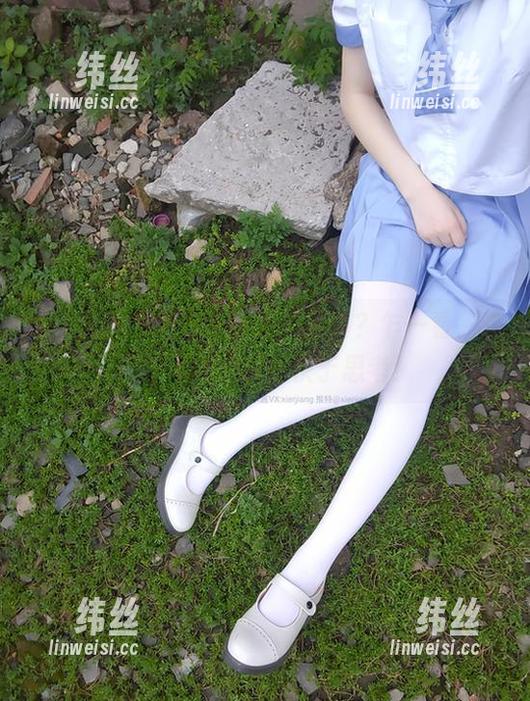 哦，西尔酱又更新比基尼写真？乍一看，我的眼神好像有点快于思考！