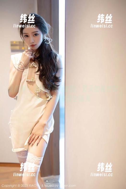 语画界 - 李丽莎最新套图：夏天的秘密就在这些更衣间全曝光