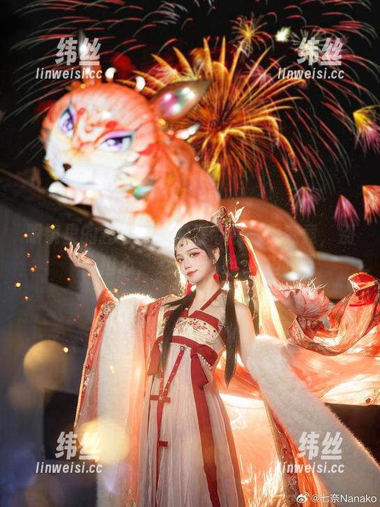眼镜里的狂想—贰加六带你一探究竟，别担心，免费合集无负担