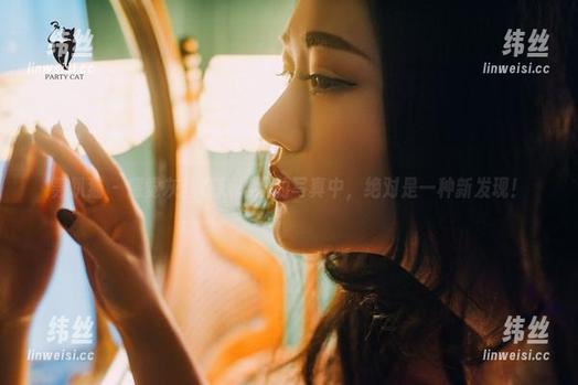 轰趴猫 - 感觉灰丝在陈雅漫的写真中，绝对是一种新发现！