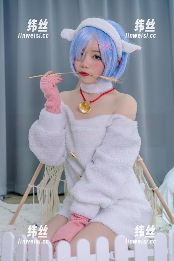 你没见过的婚纱私拍，铁打萌萌_moi的独特解构