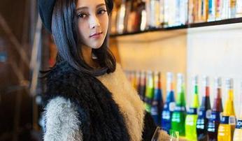 青豆客 – 一套套装，一包高清，这Kiren_程程程每拍都是财富！