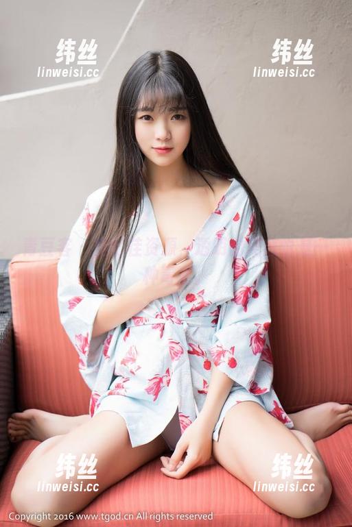 青豆客 - 施忆佳资源，透明的美感也是一种毒素。