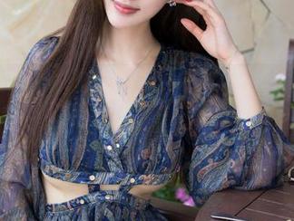 魅妍社 – 私房图包绝妙搭配，斯戴媛Amy的白丝让人目不转睛。