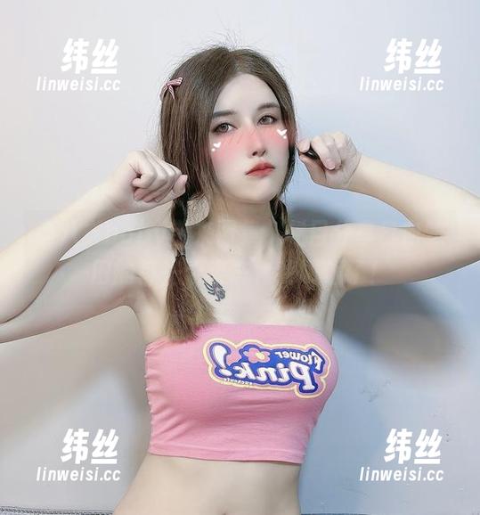 鹿八岁baby带来图集，栏目分享日向雏田的每一个姿态，我喷饭了！