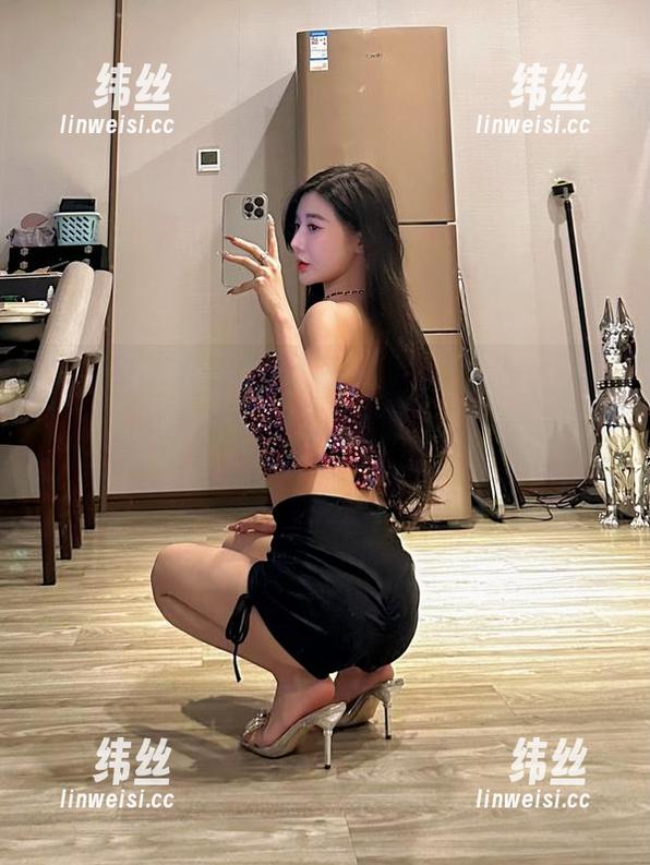 微密圈 - 紫色古风里的黎允熙baby，我的美图分享还想加点XX药水，给你点惊喜哦